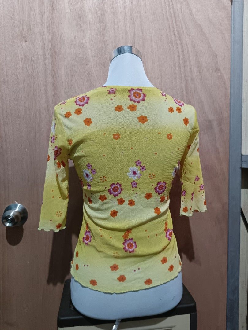 Y2k mesh floral top (Category: Longsleeves) located in Davao. Submitted by mln-boutique (Listing ID 1466474346, Image 3). Description: size - M good condition.