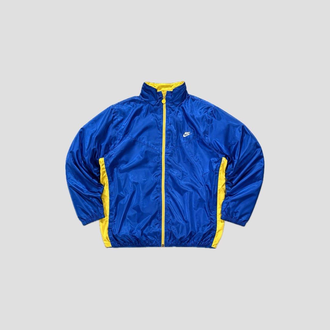 y2k nike track jacket (Category: Coats, Jackets and Outerwear) located in Bacoor. Submitted by striped_boyz (Listing ID 1466420270, Image 1). Description: y2k nike track jacket size L on tag 22W 26L 10/10 condition no issue 799 free shipping.