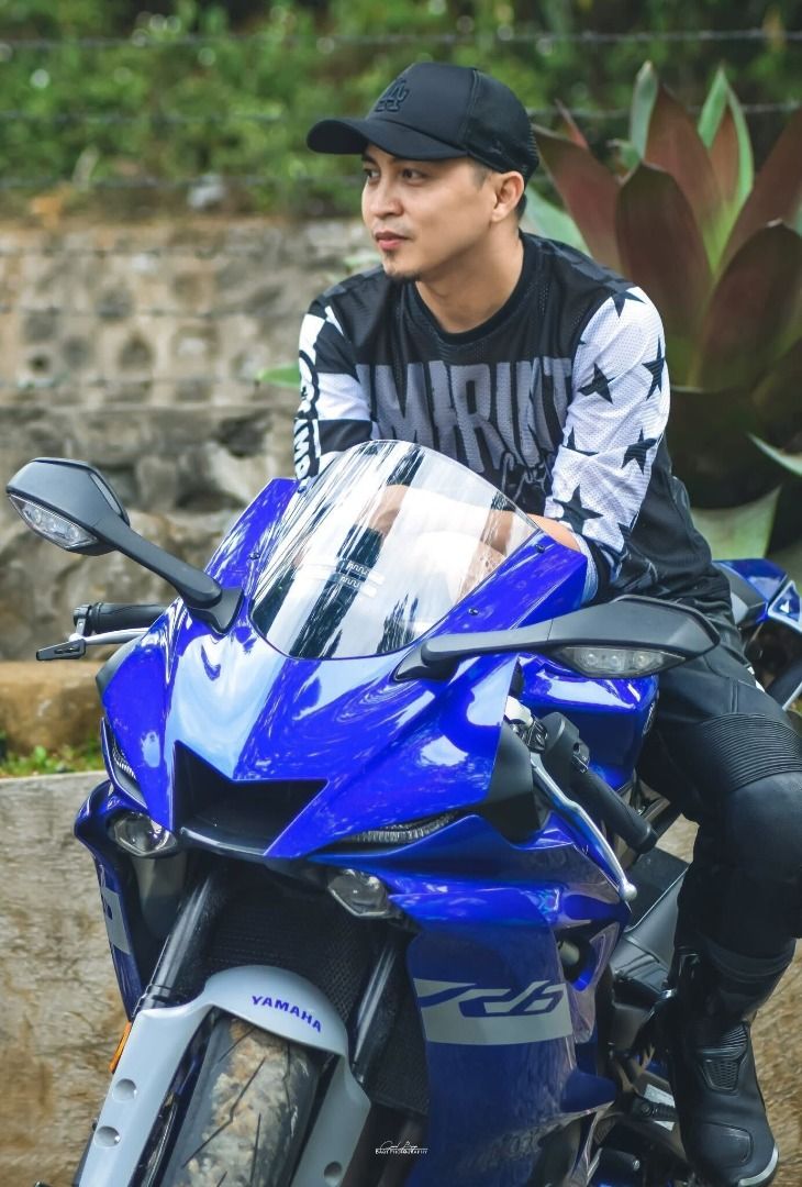 Yamaha r6 (Category: Motorbikes for Sale) located in Caloocan City. Submitted by swiftstone_0c9141 (Listing ID 1466558951, Image 1). Description: 11,000+ mileage Lightech rearset R&g rad guard R&g sliders Evotech axle slider R1m brake calipers front R1m brake and clutch lever S23 Bridgestone 85% life Pillion seat Matris steering damper 11k+ mileage Akrapovic exhaust ( not copy) Gibi racing engine cover Extra front brake pads Stock brake calipers 