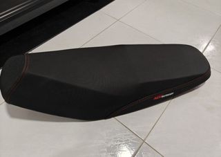Yamaha Spark/LCV1 Aji Racing Seat, Motorcycles, Motorcycle Accessories ...