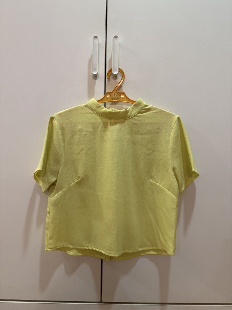 Yellow cropped high neck top (Category: Blouses) located in Quezon City. Submitted by hazpreloved (Listing ID 1466417894, Image 1). Description: GTW Fab Yellow cropped high neck top Size S Discounts for bulk orders Tags: shein, mango, pull & bear, h&m, cotton on.