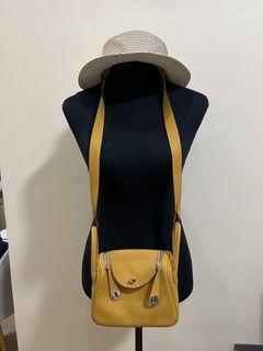 (Category: ) located in . Submitted by best_buyph_88 (Listing ID 1466358233, Image 1). Description: .