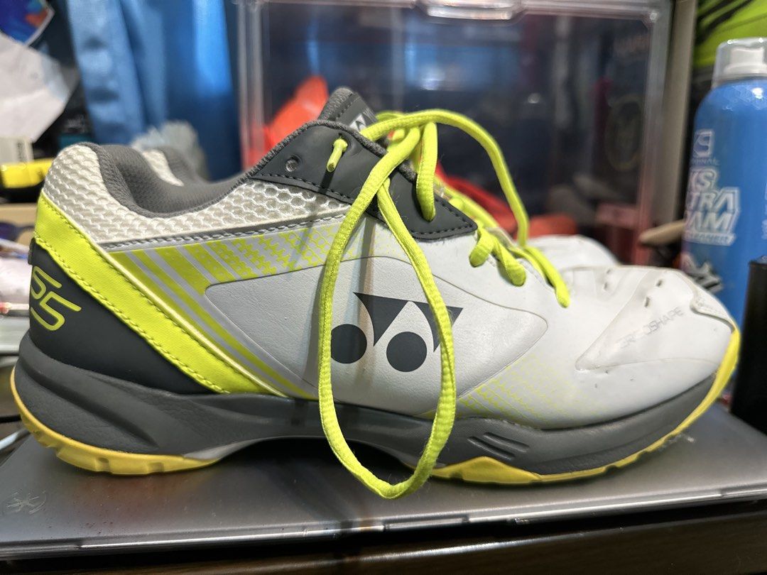Yonex 65X3 (Category: Sneakers) located in Kidapawan. Submitted by phyre13 (Listing ID 1466353968, Image 3). Description: Size 44.