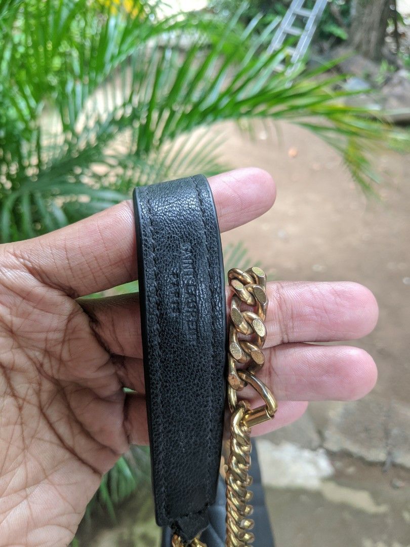 YSL SAINTLAURENT BAG CODED (Category: Luxury Bags & Wallets) located in President Roxas. Submitted by keanmichael248 (Listing ID 1466434723, Image 3). Description: .