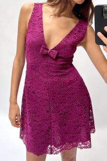 (Category: ) located in . Submitted by shopinmycloset_88 (Listing ID 1466480042, Image 1). Description: .