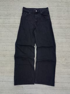 (Category: ) located in . Submitted by saiintthrift (Listing ID 1466431420, Image 1). Description: .