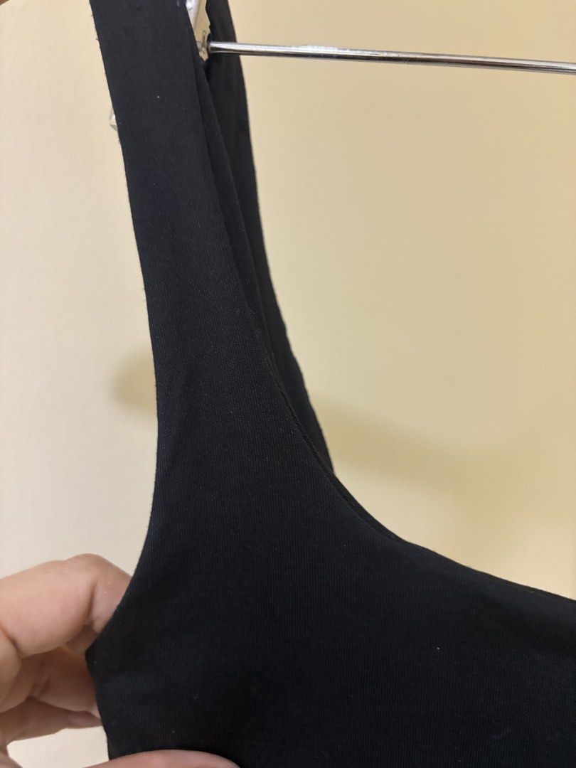 Zara black bodysuit (Category: Others Tops) located in Mandaluyong City. Submitted by rachel.cadiz (Listing ID 1466445528, Image 3). Description: Used only once in excellent condi Med on tag best fit small(stretchy) Basic top best paired with baggy pants/barrel pants Originally P1595 bought at zara mega selling low P649 .