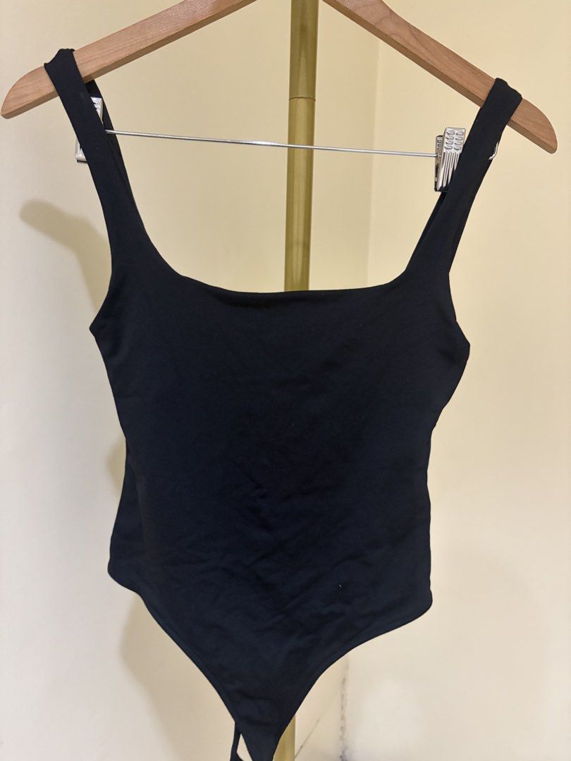 Zara black bodysuit (Category: Others Tops) located in Mandaluyong City. Submitted by rachel.cadiz (Listing ID 1466445528, Image 1). Description: Used only once in excellent condi Med on tag best fit small(stretchy) Basic top best paired with baggy pants/barrel pants Originally P1595 bought at zara mega selling low P649 .