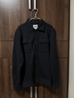 (Category: ) located in . Submitted by uniqlovesalepre (Listing ID 1466479231, Image 1). Description: .