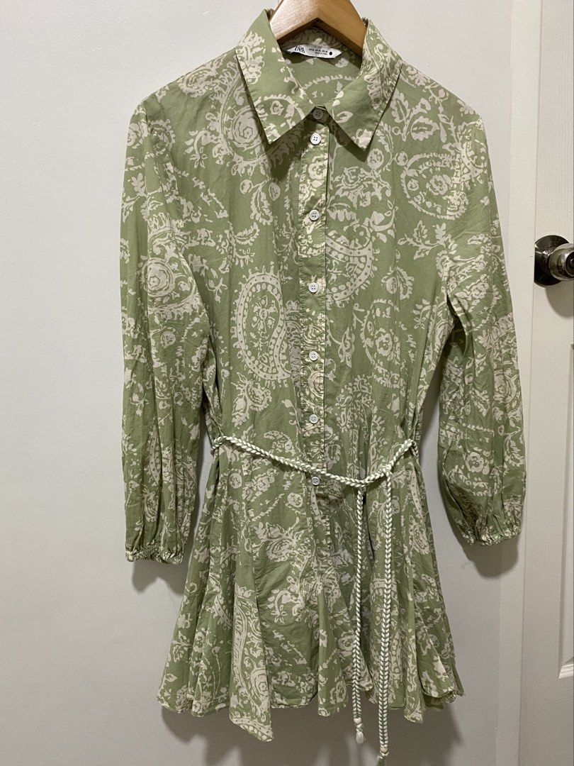Zara dress (Category: Dresses) located in Las Pinas. Submitted by sherylandmargaux (Listing ID 1466478826, Image 3). Description: Please respect my time when making inquiries. Ask only important and necessary questions, and refrain from unnecessary or unserious inquiries. If you’re a sure buyer, make your offer, send your payment, and wait for your order to arrive. Let’s not waste each other’s time, as I also have errands and other matters to att