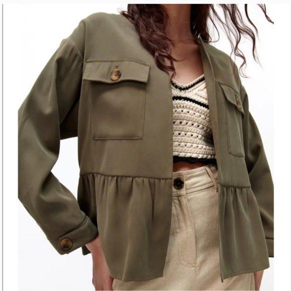ZARA jacket (Category: Coats, Jackets and Outerwear) located in San Jose del Monte. Submitted by mamiracky (Listing ID 1466437588, Image 2). Description: .