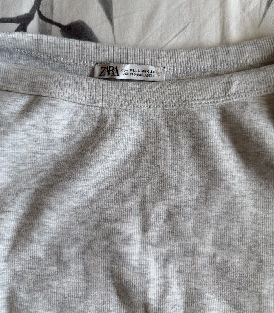 ZARA Ribbed Long Sleeve Top Grey (Category: Longsleeves) located in Quezon City. Submitted by tancloset6 (Listing ID 1466411372, Image 2). Description: .