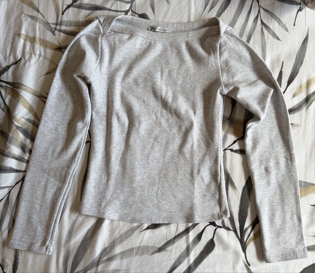 ZARA Ribbed Long Sleeve Top Grey (Category: Longsleeves) located in Quezon City. Submitted by tancloset6 (Listing ID 1466411372, Image 1). Description: .