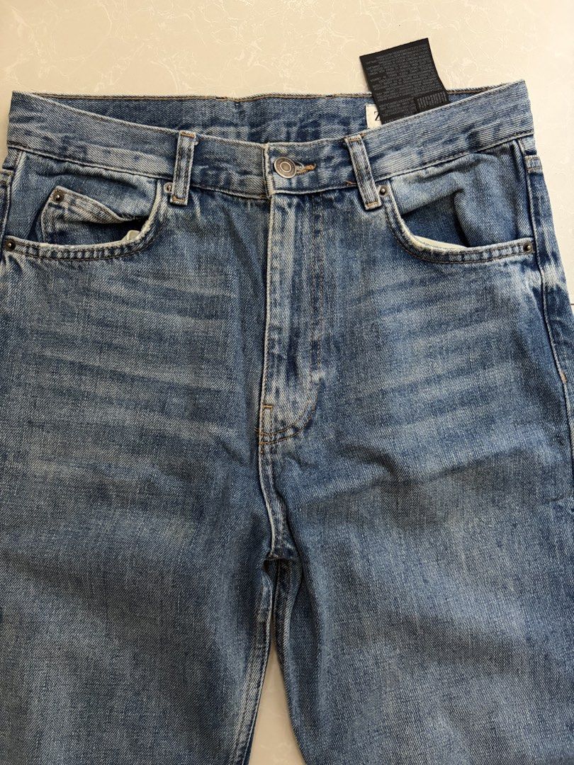 Zara Straight Leg Denim Pants (Category: Jeans) located in Las Pinas. Submitted by bibliomomma (Listing ID 1466409846, Image 2). Description: Zara denim pants, size US 2. Classic medium wash blue with a straight leg fit and high waisted style. Good preloved condition, perfect for everyday casual wear Size US 2 on tag Waist when laid flat 15 inches Length 43.5 inch MOP Gcash.
