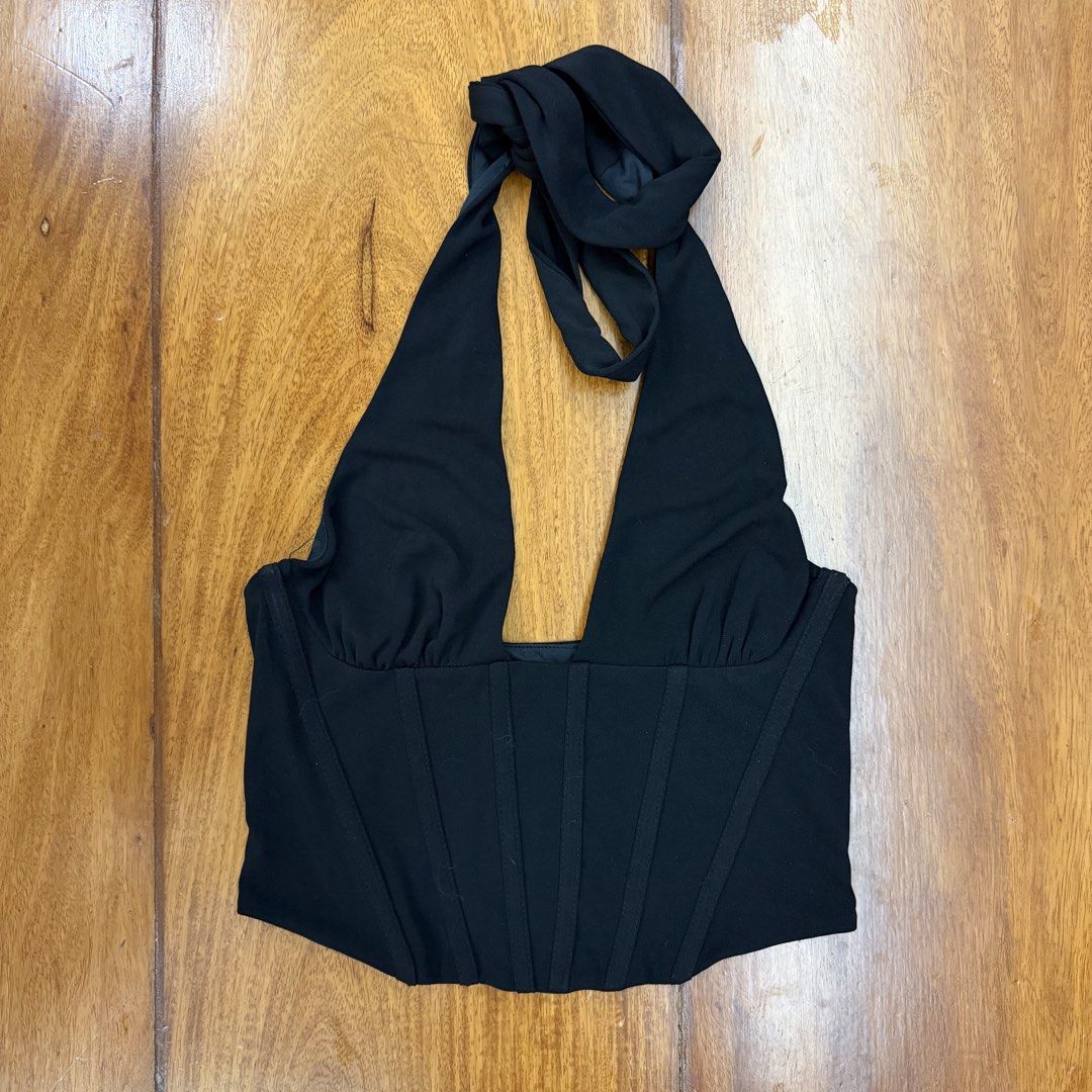 Zara Top (Category: Sleeveless) located in Muntinlupa City. Submitted by myrandomthingz (Listing ID 1466500845, Image 1). Description: .