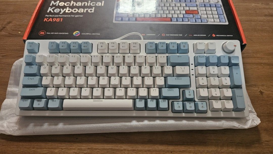 ZIFRIEND KA981 Mechanical Keyboard (Category: Computer Keyboard) located in Pasig City. Submitted by stephenjray (Listing ID 1448306918, Image 2). Description: ZIFRIEND KA981 Mechanical Keyboard Comes with White and Blue Keycaps Brand new, never used. RFS: decluttering Loc: Around Rosario, Pasig! Can also deliver via lalamove around NCR! Buyer will need to shoulder the delivery fees however. Payment: gcash! DM IF INTERESTED! Thank you po!.