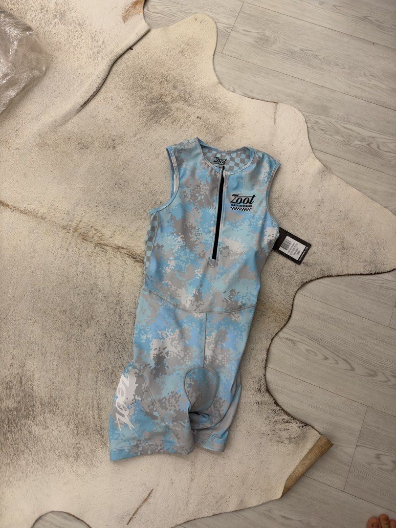 Zoot Trisuit large youth (Category: Other Sports Equipment and Supplies) located in Pasay City. Submitted by apol179 (Listing ID 1466559281, Image 2). Description: .