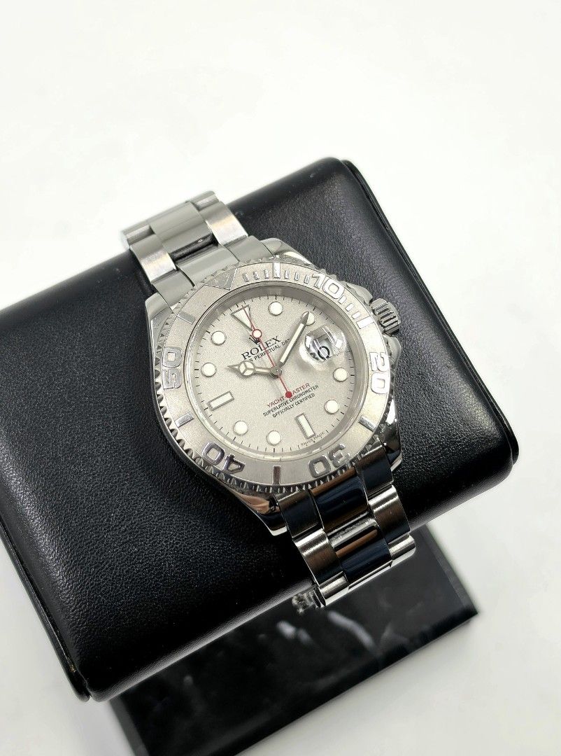 '04 Rolex Yachtmaster 1 40 Platinum Complete Set (Category: Luxury Watches) located in Makati City. Submitted by jracastelar (Listing ID 1466601553, Image 3). Description: Rolex Yachtmaster 1 40mm Platinum 16622 2004 Complete Set + Japan Store Receipt (2019) 9/10 538,500.