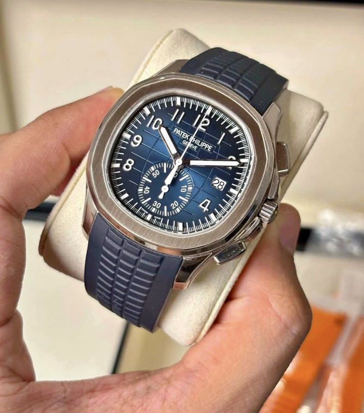 100% Authentic Patek Philippe AQUANAUT Watch⌚️ (Category: Luxury Watches) located in Cebu City. Submitted by luxurycollectionhouse (Listing ID 1466722443, Image 2). Description: Patek Philippe Aquanaut ✔️Chronograph. ✔️White Gold. ✔️5968G. ✔️42mm. ✔️2021. ✔️Complete Set. Condition: 9/10Excellent Condition). Price: P8,150,000🔥.