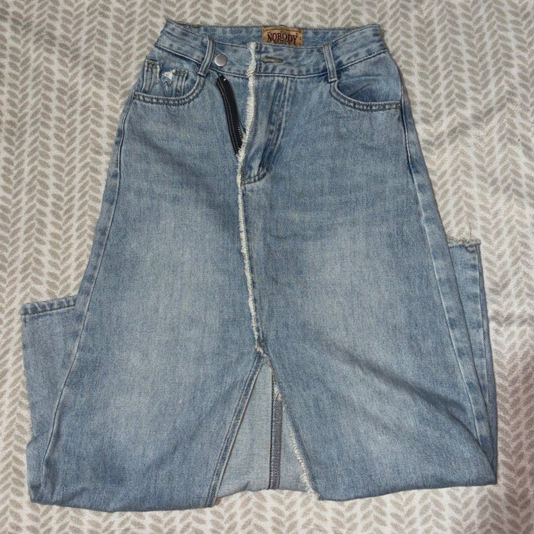 150-300 (Category: Other Bottoms) located in Pila. Submitted by findsbychai (Listing ID 1466729207, Image 3). Description: .