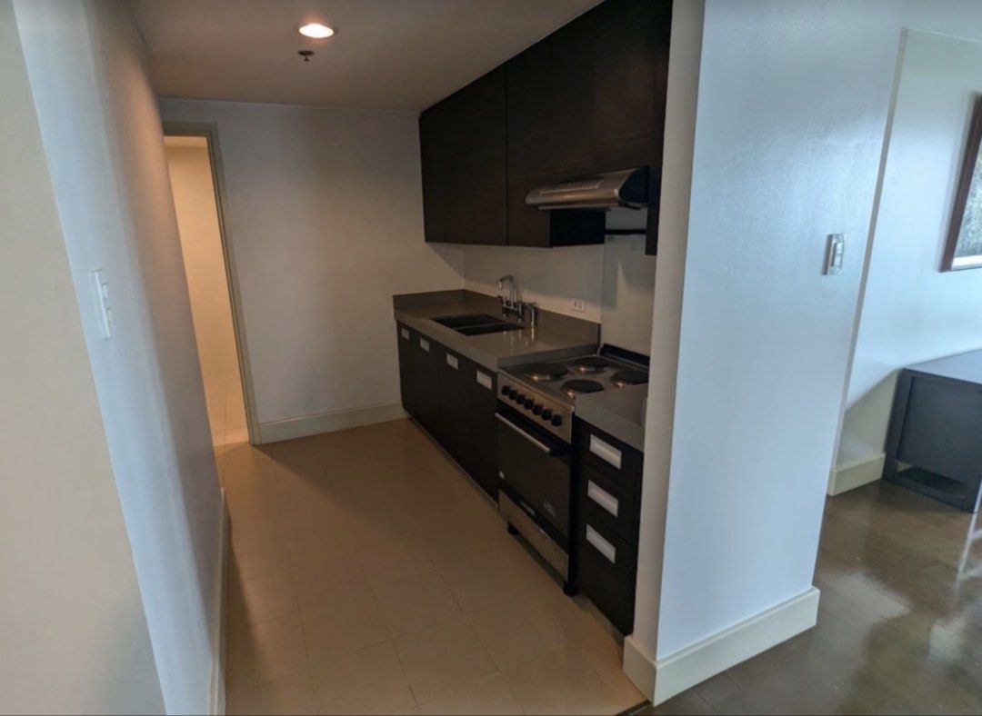 2BR unit for Lease in Edades, Rockwell (Category: Apartments & Condos) located in Pasig City. Submitted by ledesmapropertiesph (Listing ID 1466637500, Image 2). Description: FA 98 sqm, 2BR 1 parking slot with Balcony, Maid’s quarters Fully-furnished P125,000 / month Alexandra Ledesma Ledesma Properties PH PRC #33564 CTREB PAREB.