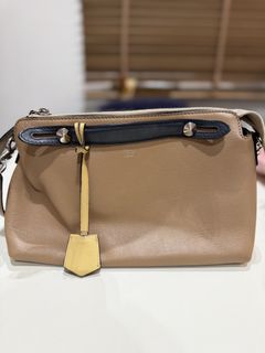 （分類：）位於 。 由 vickey_the_store 提交（商品編號 1466742034，圖片 1）。簡介： 。