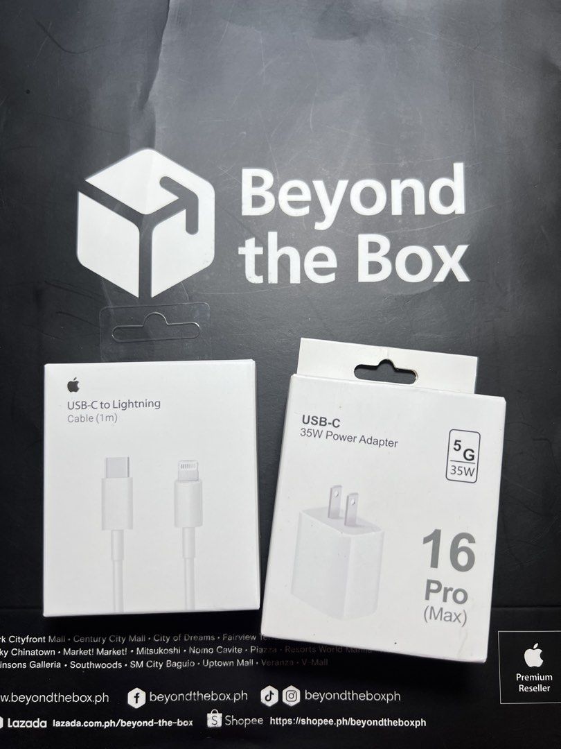 35W iPhone Charger Set – Lightning (Category: Cables & Adaptors) located in Manila. Submitted by jmph_ (Listing ID 1466744192, Image 1). Description: 35W iPhone Charger Set – Lightning ✔️ 35W Fast Charging ✔️ Lightning charger set ✔️ Includes power adapter & Lightning cable ✔️ Fast and reliable charging ✔️ Compatible with iPhone and other Lightning devices ✔️ Perfect for home, office, or travel 📦 Brand New & Ready to Use 📩 PM for orders and inq
