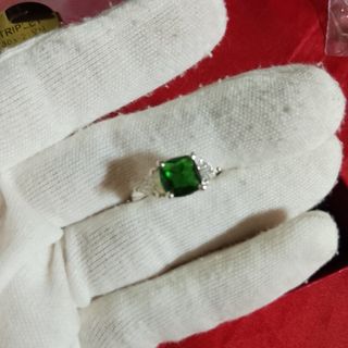 (Category: ) located in . Submitted by jewel808 (Listing ID 1466773410, Image 1). Description: .