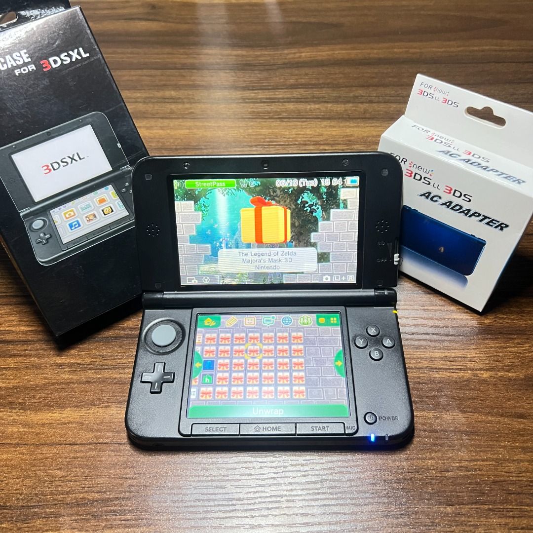 3DS XL Silver (Category: Nintendo) located in Caloocan City. Submitted by fiercetiger_f65bc9 (Listing ID 1466685475, Image 2). Description: 3DS XL Silver Price: 8700 Good condition ang mga buttons saka yung Circle pad, makinis pa yung screen. Signs of usage. Price is negotiable. Inclusions : - Stylus - Sandisk 32GB SD card (Original) - Charger - Crystal case LBC Lalamove ( Strictly Payment first ) Meetup locations : SM Manila, Robinsons Manila.