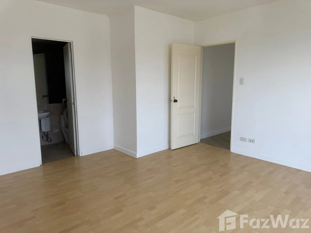 (Category: ) located in . Submitted by propertyproph (Listing ID 1466572539, Image 1). Description: .