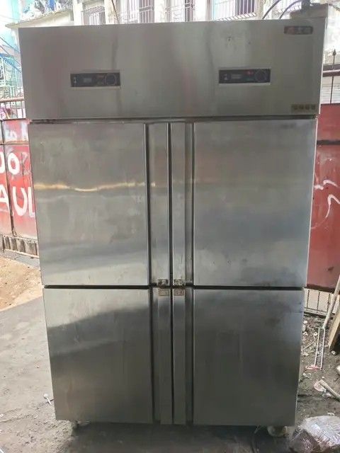 4-DOOR FREEZER AND CHILLER STAINLESS (Category: Refrigerators and Freezers) located in Taguig. Submitted by jasminefuentes286 (Listing ID 1466647456, Image 1). Description: .