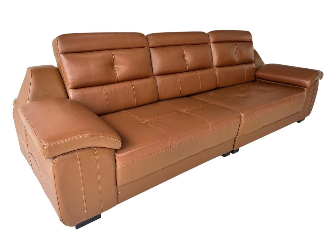5–6 Seater Highback German Leather Sofa (Category: Sofas) located in Mexico. Submitted by mgracejapansurplus (Listing ID 1466617103, Image 2). Description: NEW ARRIVAL 🔥 JAPAN SURPLUS 🇯🇵 ▪️ 5–6 Seater Highback German Leather Sofa ✨ - Premium warm brown German leather, smooth & durable - Plush high-back cushions with tufted detailing - Wide padded armrests, sturdy block legs - Spacious — fits 5–6 people comfortably - Condition: Good overall — m