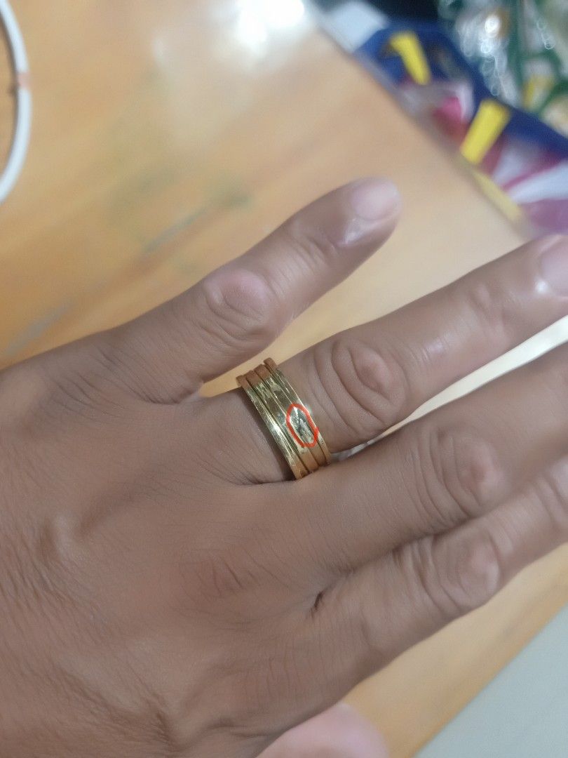 6100/gram only! Bvlgari 18K Gold Ring (Category: Jewelry) located in Pasay City. Submitted by _ladybags (Listing ID 1466772515, Image 3). Description: - Metal: Solid 18K Yellow Gold - Design: Classic Bvlgari multi-band spiral with iconic outer rim logo engravings - Weight: 7.13 grams - Condition: Minor defect due to previous handling, please check closeups. size 10 and 7.1* grams. Loc Tanza, Cavite..