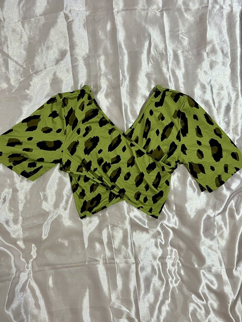 ‼️ ANY 3 FOR 100 ‼️ (Category: Others Tops) located in Balanga. Submitted by hiitsaly (Listing ID 1466680433, Image 2). Description: please check my page for other batches of 3 for ₱100 you can also choose there.