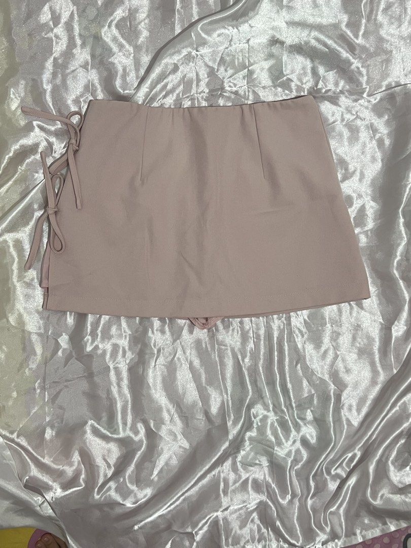‼️ ANY 3 FOR ₱100 ‼️ (Category: Blouses) located in Balanga. Submitted by hiitsaly (Listing ID 1466679630, Image 2). Description: check my page for the other batches of 3 for ₱100 you can still choose there.