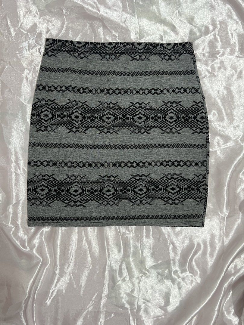 ‼️ ANY 3 FOR ₱100 ‼️ (Category: Blouses) located in Balanga. Submitted by hiitsaly (Listing ID 1466679630, Image 3). Description: check my page for the other batches of 3 for ₱100 you can still choose there.