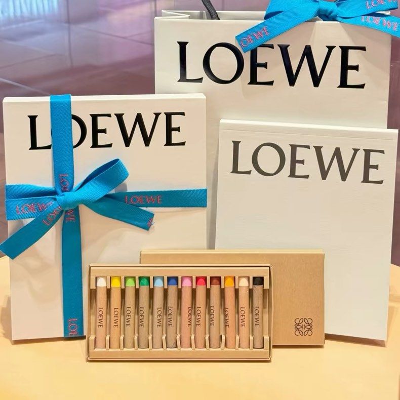 🎨 LIMITED | Loewe Oil Pastel (Category: Luxury Accessories) located in Manila. Submitted by designerarchives.ph (Listing ID 1466642113, Image 1). Description: - Limited Edition 🏈⚽️ This price is only until October 11 Eta: October 24 50% dp required Buyer will shoulder local sf No return/refund/exchange of size Shipping: NCR - Grab/Lalamove Provincial - LBC.