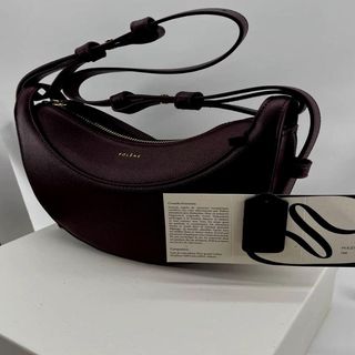 （分類：）位於 。 由 youngrabbit.6b3a5d 提交（商品編號 1466743858，圖片 1）。簡介： 。