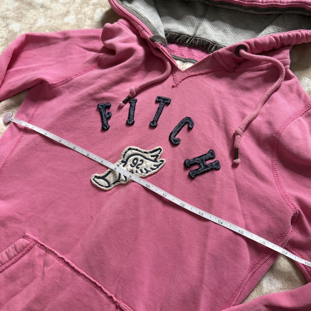 Abercrombie & Fitch (Category: Coats, Jackets and Outerwear) located in Manila. Submitted by shefindshope (Listing ID 1466634356, Image 3). Description: .