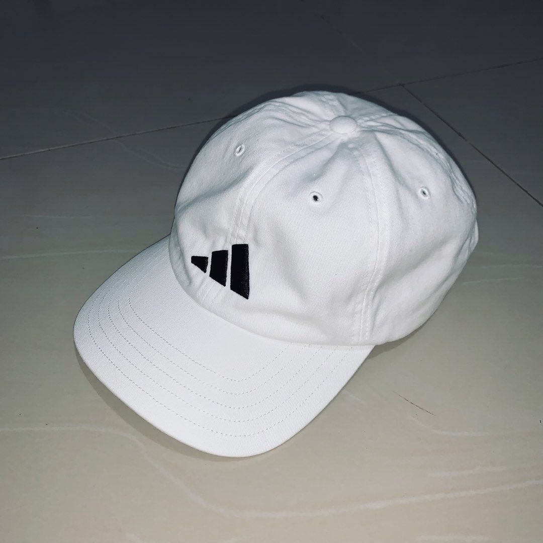 adidas Baseball Cap (Category: Caps & Hats) located in Dalaguete. Submitted by offrack.ph (Listing ID 1466772591, Image 2). Description: .