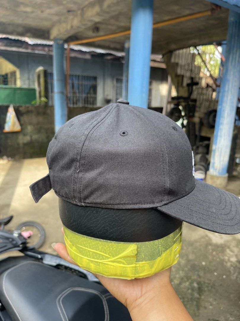 Adidas cap (Category: Caps & Hats) located in Butuan. Submitted by cgsayas20083001 (Listing ID 1466646012, Image 3). Description: Done wash.