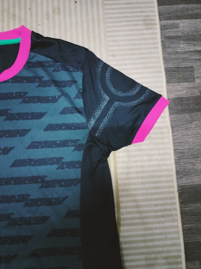 Adidas climacool Jersey shirt (Category: Activewear) located in Manila. Submitted by cyn.declutters (Listing ID 1466638982, Image 3). Description: in dark navy blue and grey w/ pink turquiose accent size large loc Cainta.