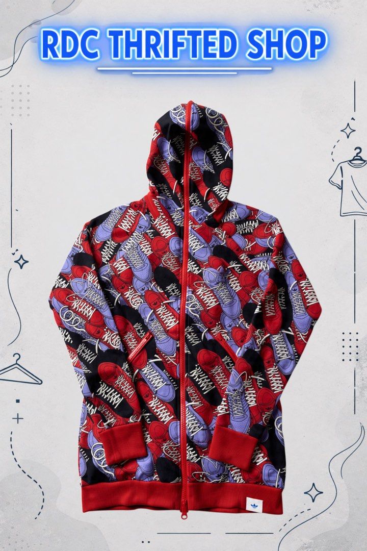 Adidas Full Zip Unisex (Category: Coats, Jackets and Outerwear) located in Las Pinas. Submitted by rdcthriftedshop (Listing ID 1466593883, Image 1). Description: FREE SHIPPING FEE 📦 Adidas Full Zip Size XS Width: 17.5 Length: 27 Color rate: 9.5/10 Condition: Excellent Condition No Issue.
