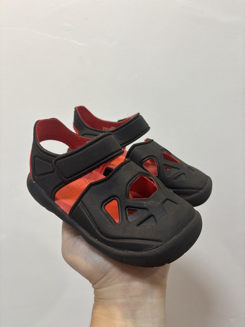 Adidas sandal (15cm) (Category: Babies & Kids Fashion) located in Imus. Submitted by littlebooythriftstore (Listing ID 1466755254, Image 3). Description: Bacoor.
