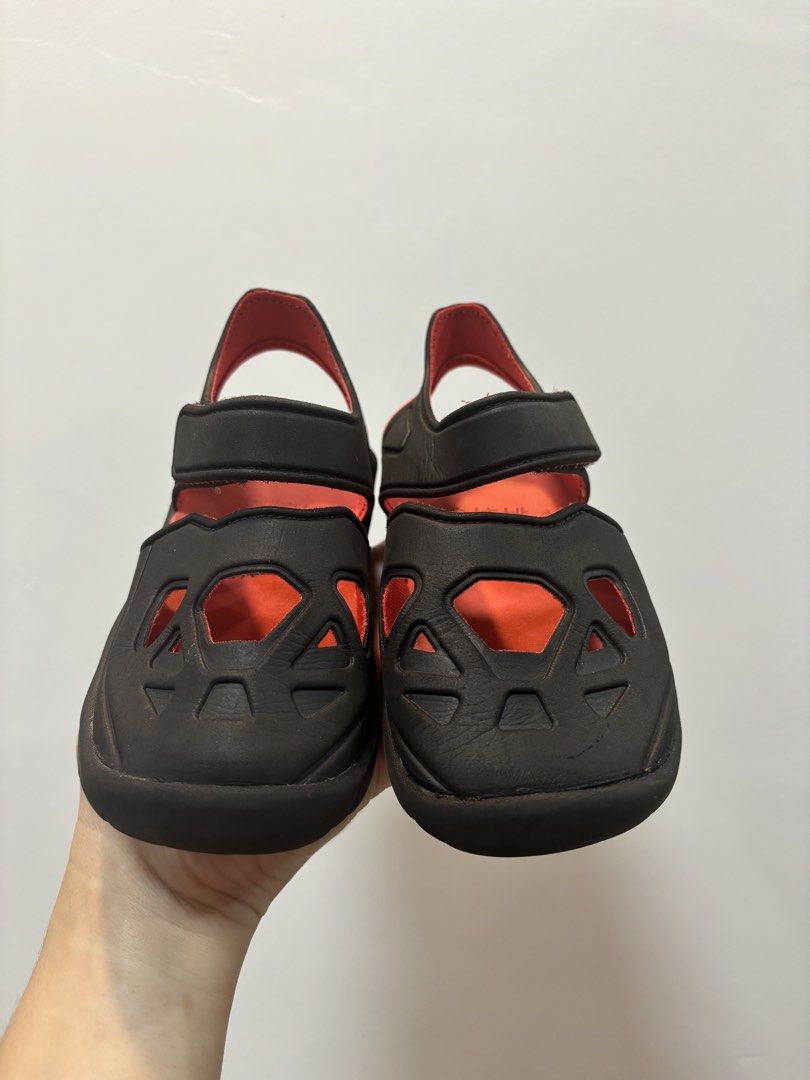 Adidas sandal (15cm) (Category: Babies & Kids Fashion) located in Imus. Submitted by littlebooythriftstore (Listing ID 1466755254, Image 2). Description: Bacoor.