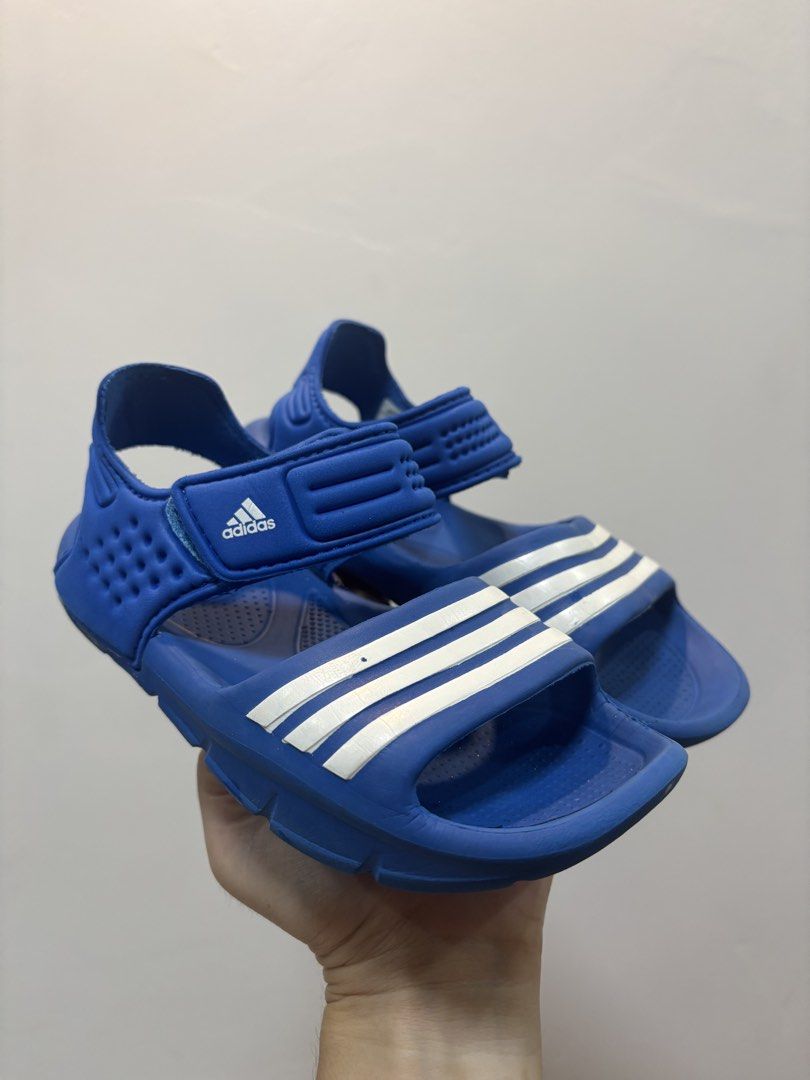 Adidas sandal (18.5-19cm) (Category: Babies & Kids Fashion) located in Imus. Submitted by littlebooythriftstore (Listing ID 1466753204, Image 3). Description: Bacoor.