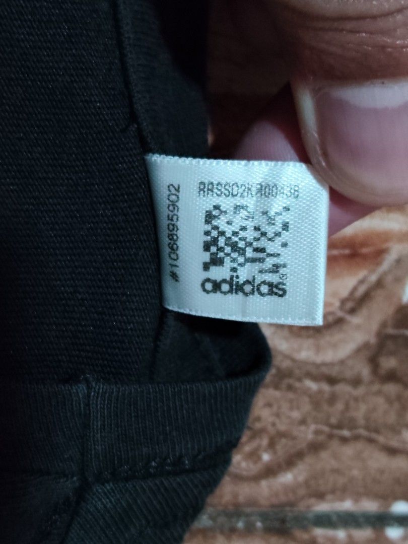 Adidas Shirt (Category: Activewear) located in General Santos City (Dadiangas). Submitted by alfredanth42291 (Listing ID 1466612308, Image 3). Description: ADIDAS COTTON SHORT SLEEVE black womens S-M (W-17 L-25) -70% cotton -30% polyester ✓excellent condition 235.