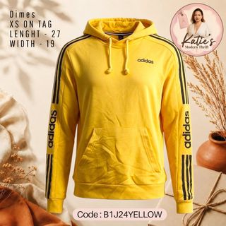 (Category: ) located in . Submitted by katiesmodernthrift (Listing ID 1466689867, Image 1). Description: .