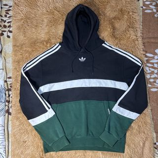 (Category: ) located in . Submitted by albrtthriftpicks (Listing ID 1466750058, Image 1). Description: .