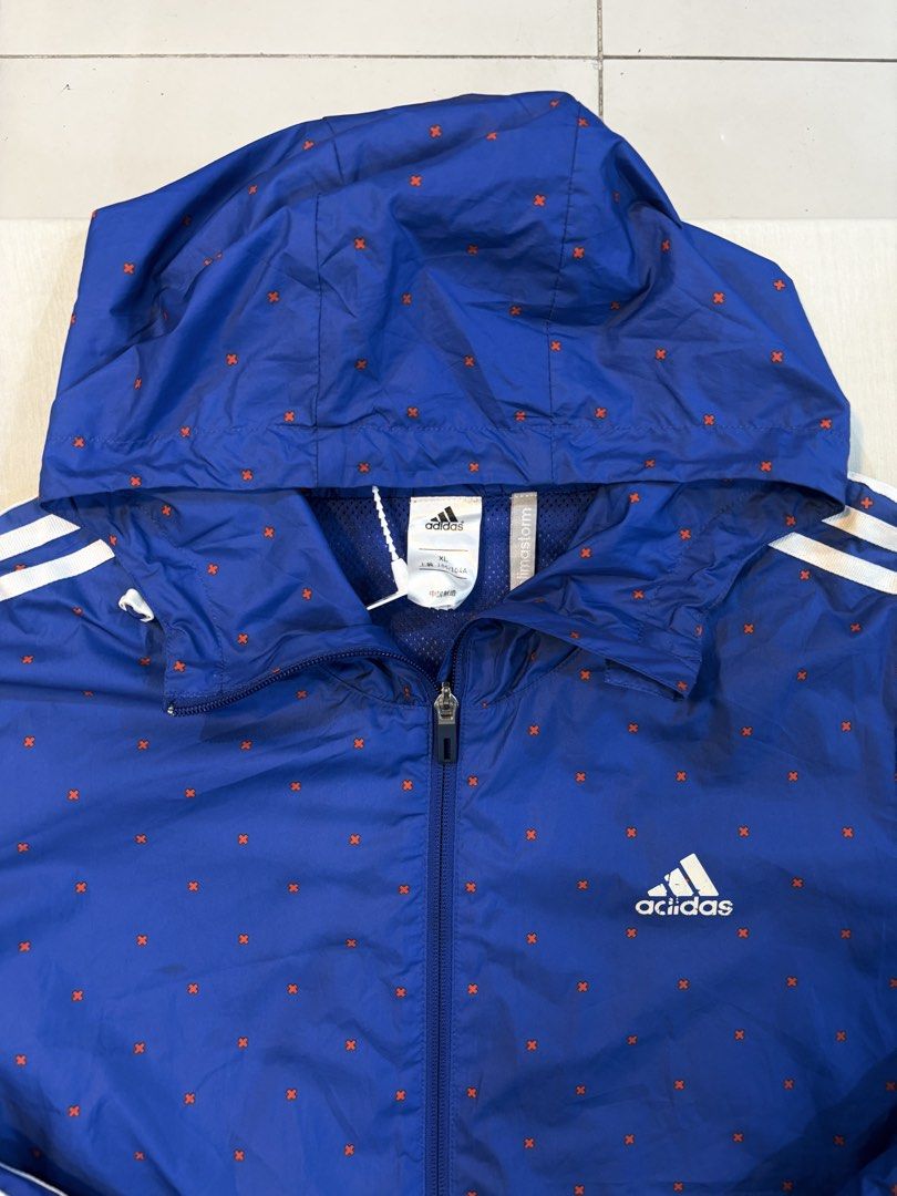 Adidas Windbreaker (Category: Coats, Jackets and Outerwear) located in Cavite. Submitted by staythrifted.23 (Listing ID 1466722061, Image 2). Description: X Large on 🏷️ Dimes : Length 28 Width 23 Like new Color rate 9.9/10 Minimal issue sa Logo Loc. Cavite We ship nationwide Payment first .